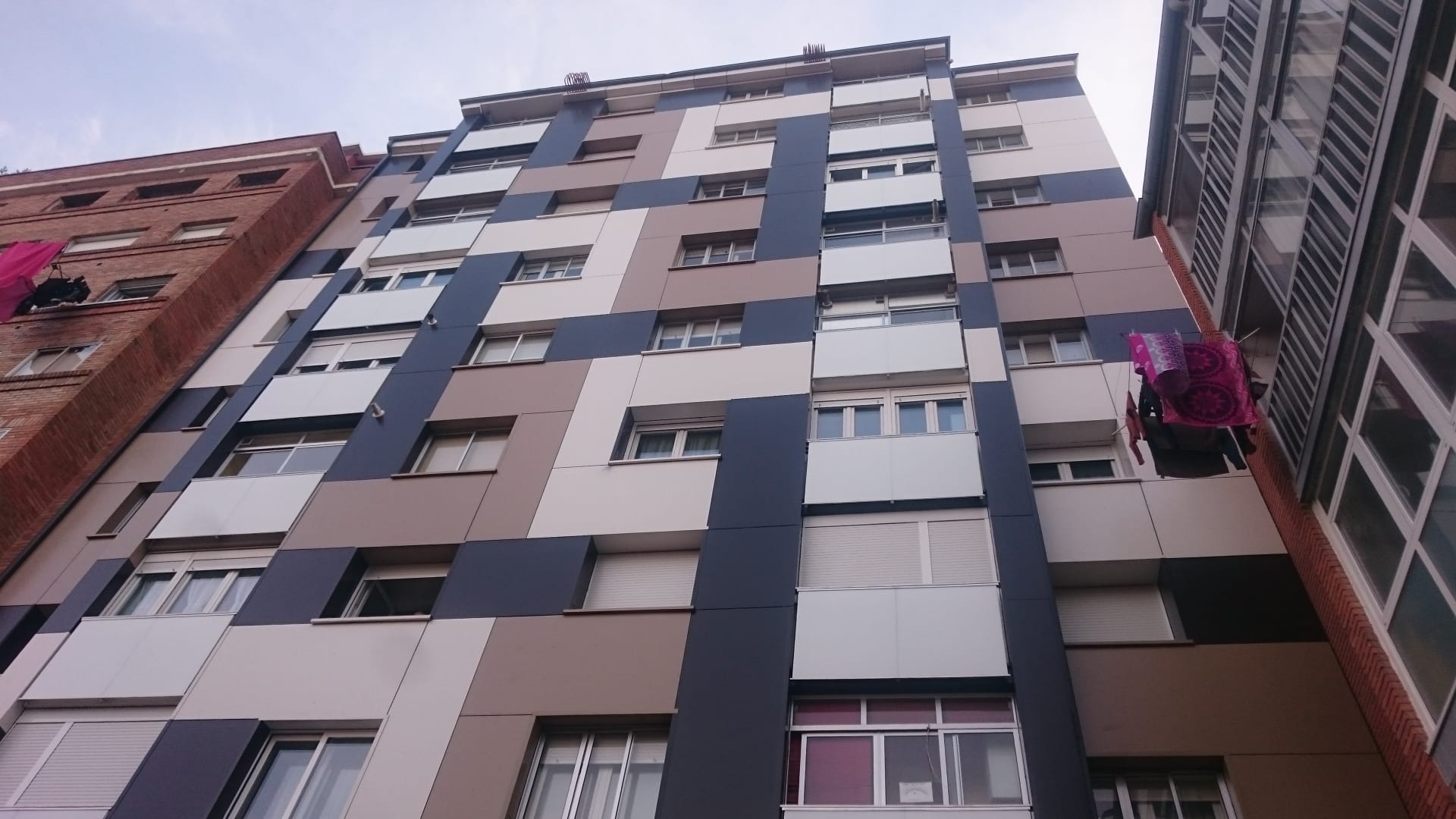 Fachada avenida derechos humanos